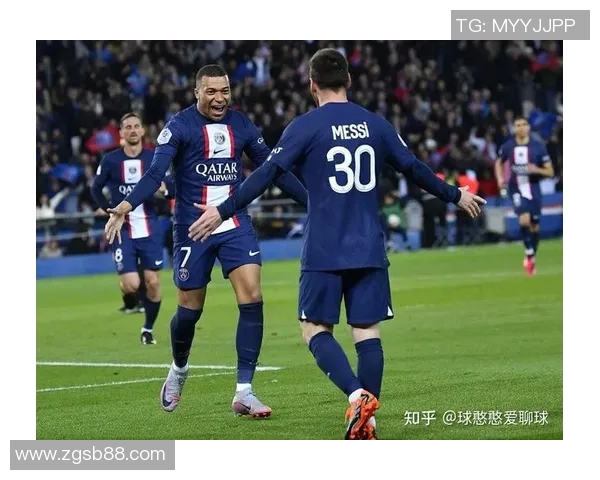 巴黎圣日耳曼:法甲劲旅披荆斩棘,持续领跑榜首 巴黎圣日耳曼:法甲劲旅披荆斩棘,持续领跑榜首