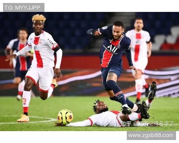 巴黎圣日耳曼主场战胜摩纳哥，豪取法甲领先优势