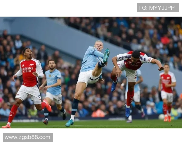 德里赫特因伤无缘下场比赛,球队防守岌岌可危