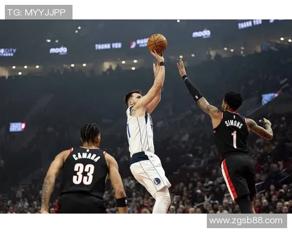 独行侠惊险击败开拓者,系列赛战成1-1平