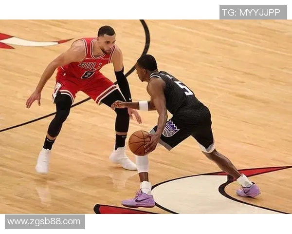 公牛队球星新球鞋亮相引发球迷热议