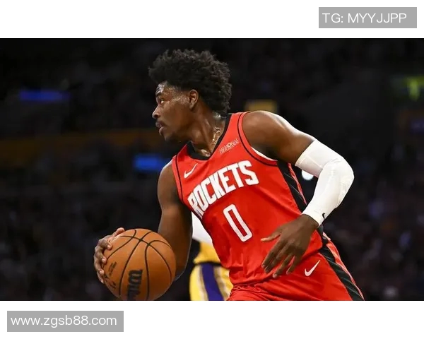 火箭队正式签下新秀球员，加强阵容备战季后赛