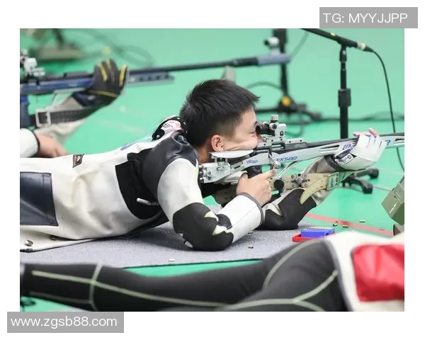 什琴斯尼荣膺2021年世界射击锦标赛男子50米步枪三姿冠军