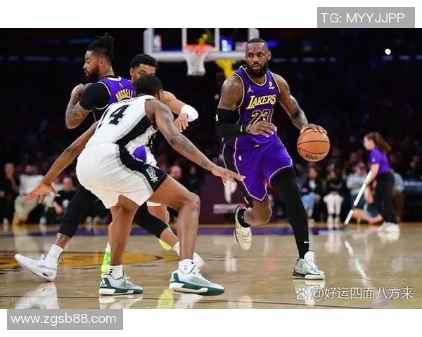 湖人球星詹姆斯百场三双里程碑：传奇的崛起与未来的展望